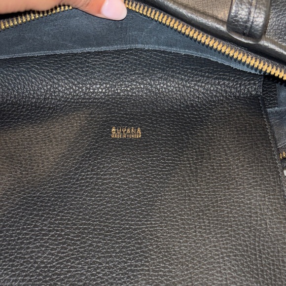 Cuyana soft tall zipped Leather Tote Bag  with Cuyana insert - Picture 8 of 11